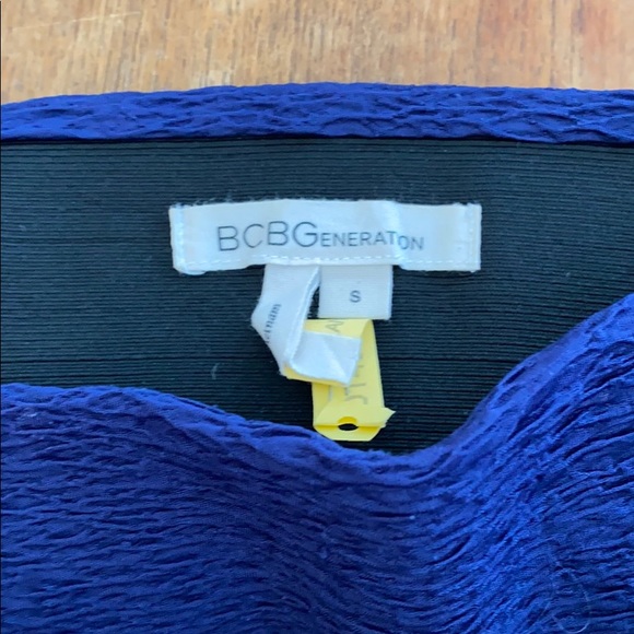 BCBGeneration blue bodycon skirt - Picture 2 of 2